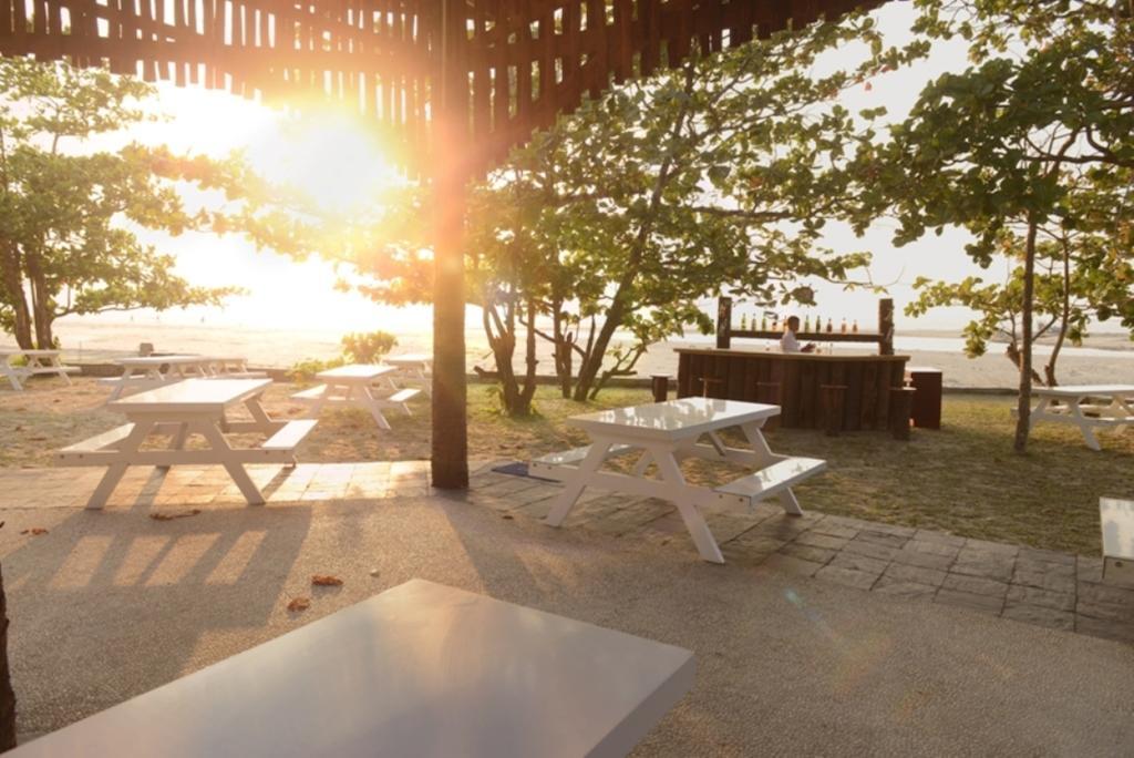Ocean Front Campgrounds Ngwesaung Exteriör bild