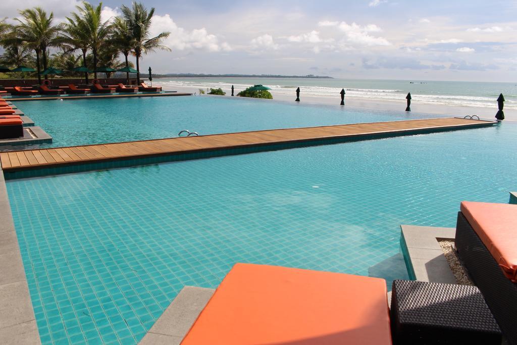 Ocean Front Campgrounds Ngwesaung Exteriör bild